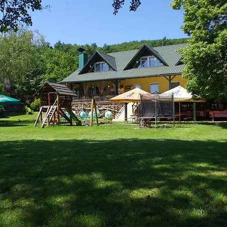 بيت ضيافة Pramen 2*