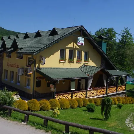 بيت ضيافة Pramen