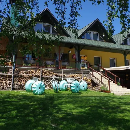 بيت ضيافة Pramen